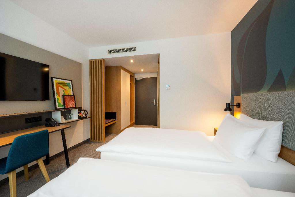 hotel-thumb