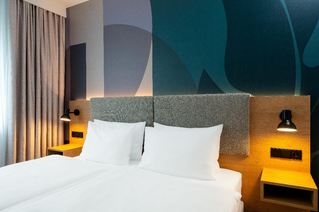 hotel-thumb