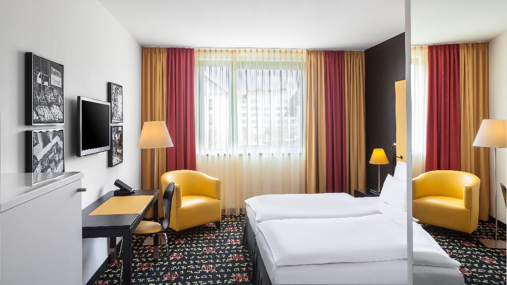 hotel-thumb