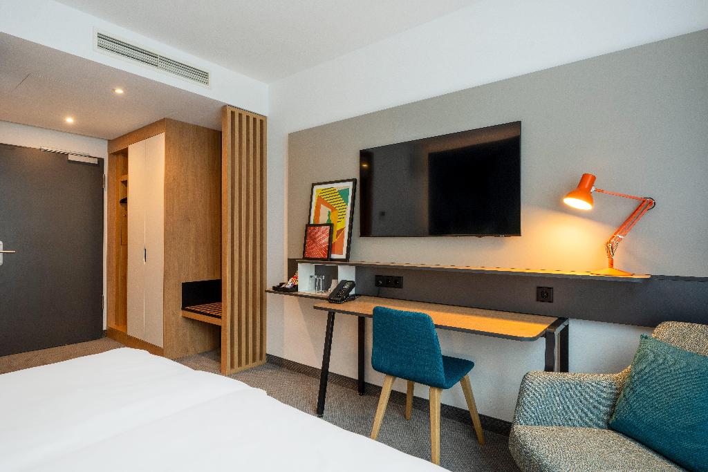 hotel-thumb