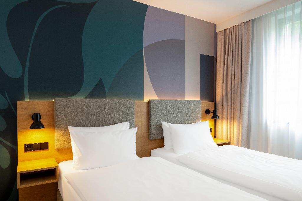 hotel-thumb