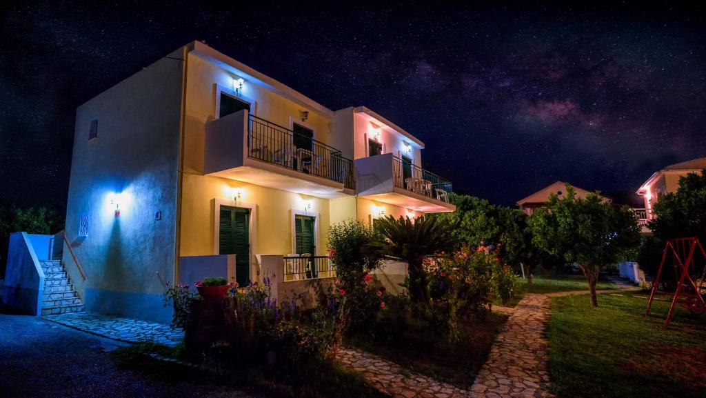 Yianetta Hotel Apartments