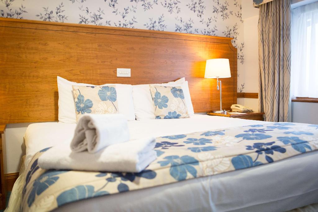 1 King Bed, Standard Room, Free High Speed Internet, Comfort, Non-Smoking