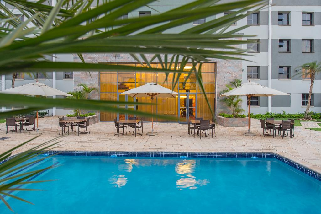 StayEasy Lusaka - Pool