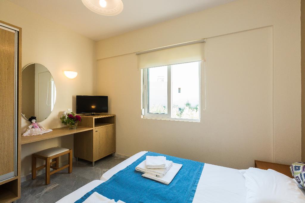 Radamanthys Apartments