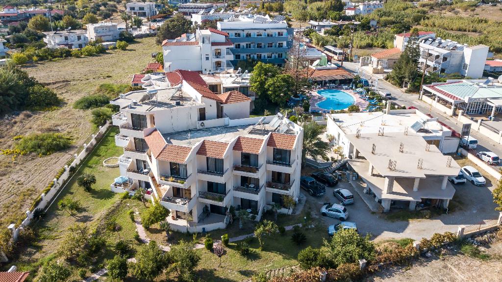 Lyristis Apartments Plus