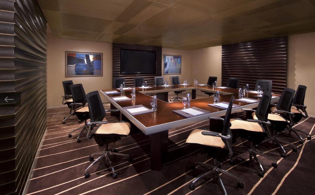 The Mangroves Abu Dhabi, LXR Hotels & Resorts - Conferences