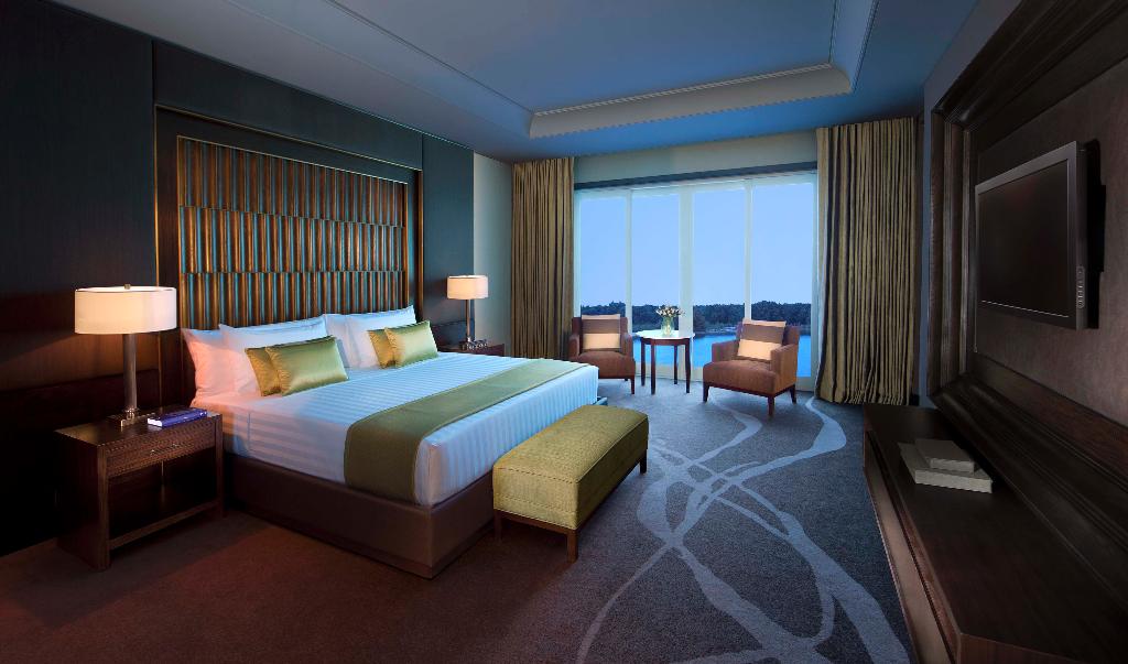 The Mangroves Abu Dhabi, LXR Hotels & Resorts