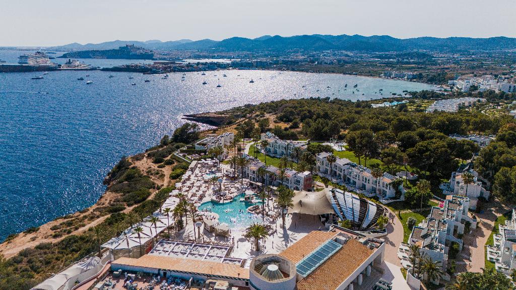 Hotel Destino Five Ibiza 5 Grand Luxe Resort, Spanien, Santa Eulalia del Rio. Großes 30