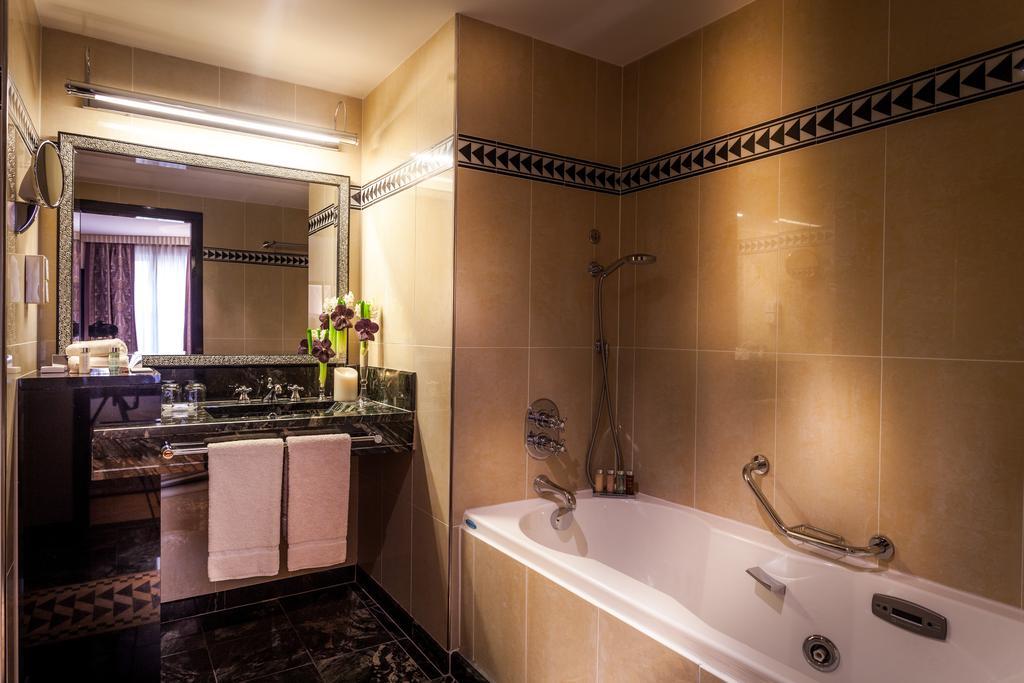 Imagem da galeria de The Hotel Du Collectionneur Paris