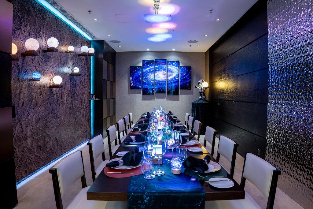 Crowne Plaza Hong Kong Kowloon East By IHG - Restaurant
