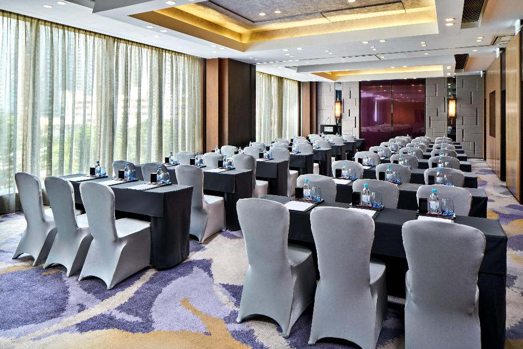 Crowne Plaza Hong Kong Kowloon East By IHG - Conferences