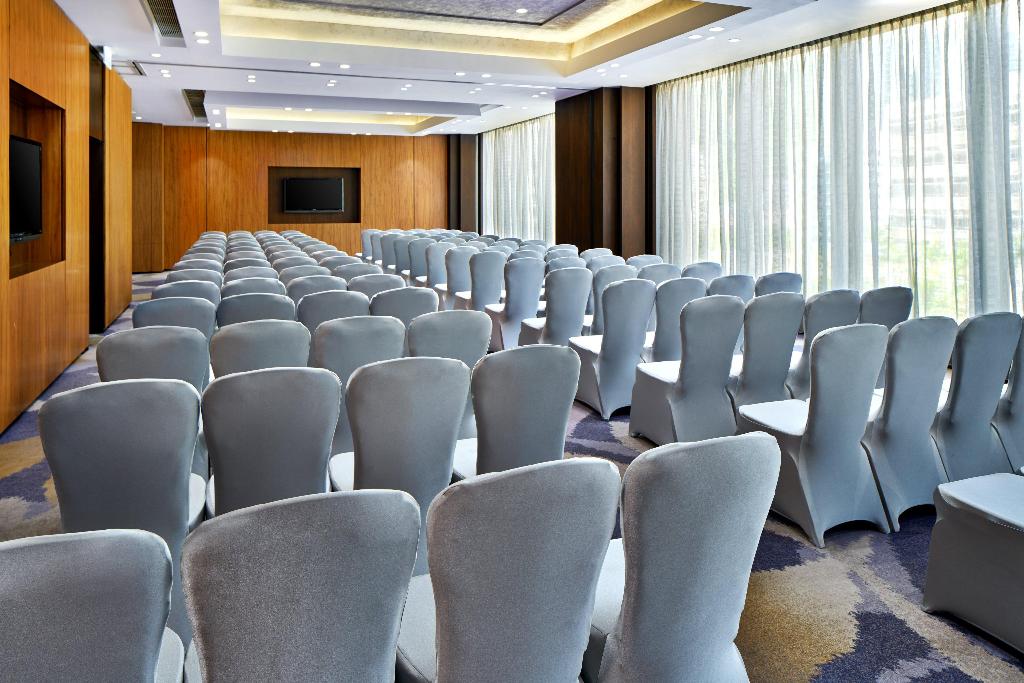 Crowne Plaza Hong Kong Kowloon East By IHG - Conferences