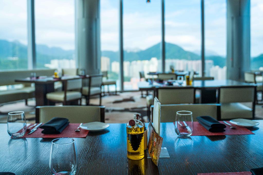 Crowne Plaza Hong Kong Kowloon East By IHG - Restaurant