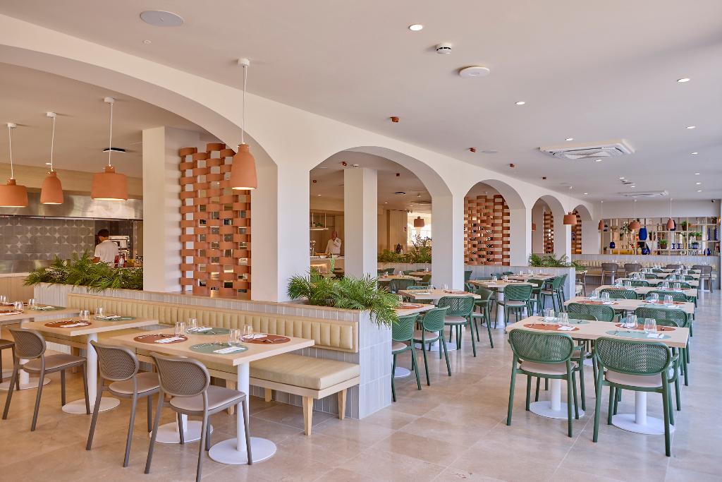 Hotel Apartamentos Sol de Alcudia, Spanien, Port d'Alcúdia. Großes 1