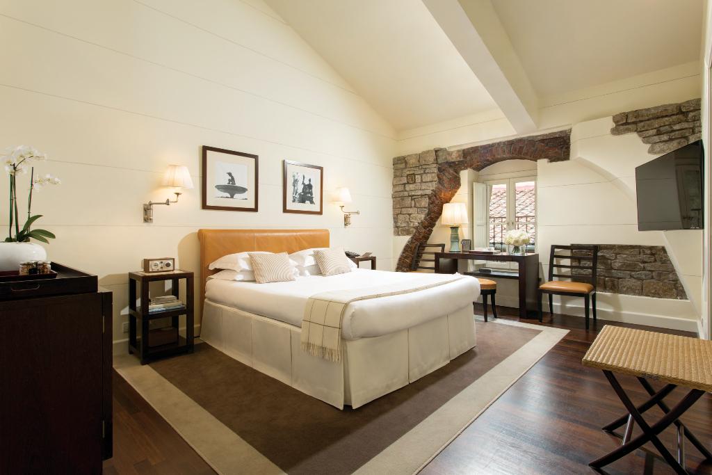 Gallery Art Hotel