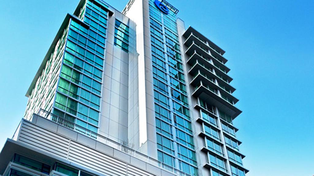 Coast Coal Harbour Hotel by APA
