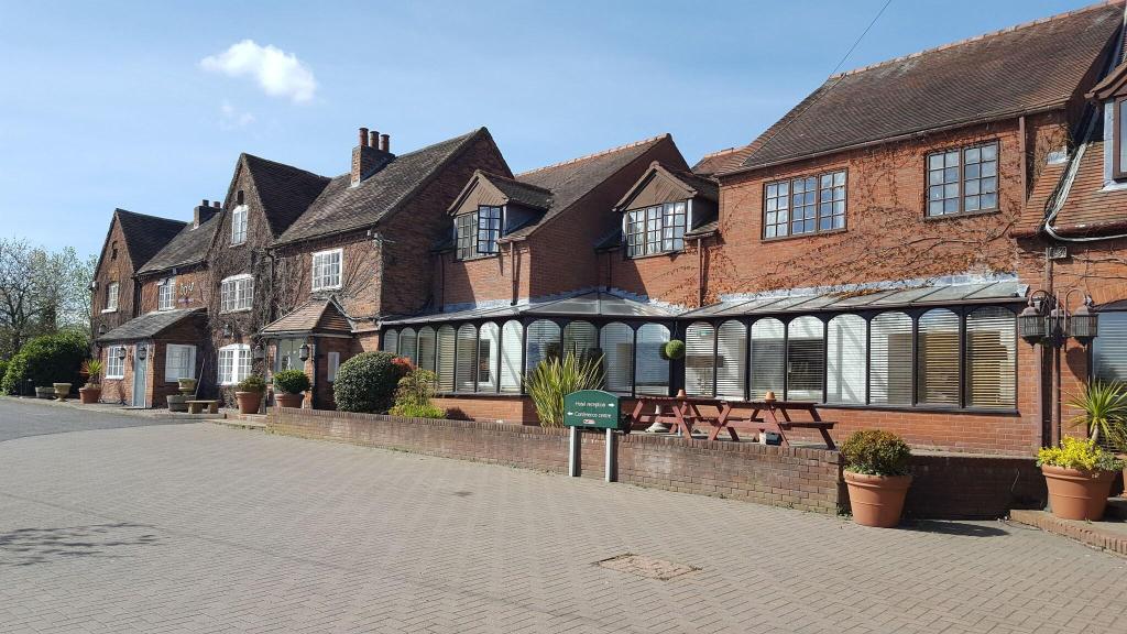Warwickshire Park Hotel Kenilworth By Belvilla