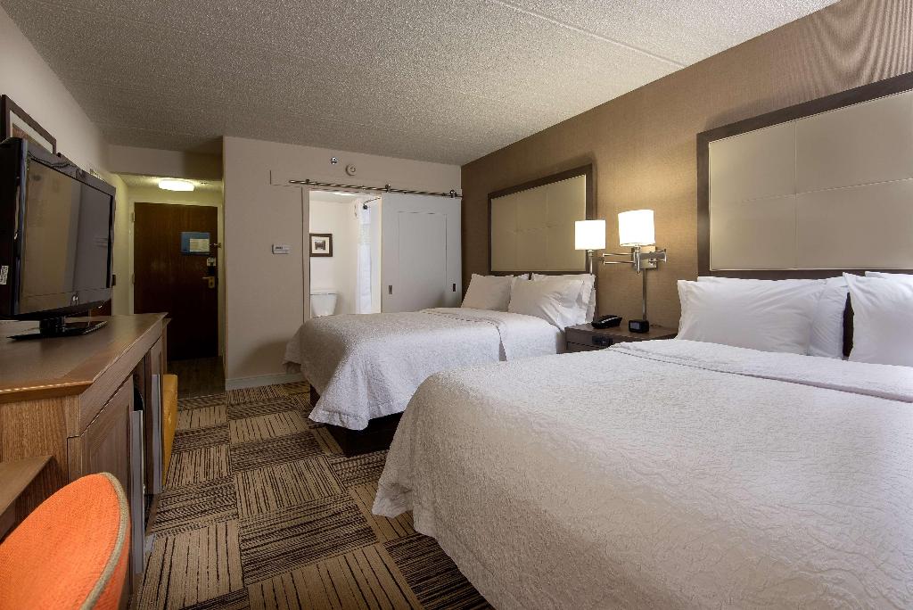 Hampton Inn Commerce