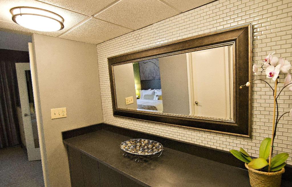 Doubletree Suites By Hilton Huntsville South