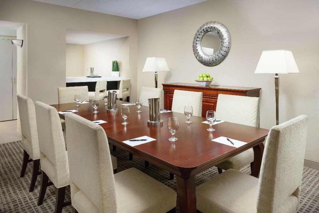 DoubleTree By Hilton Hotel Orlando Airport