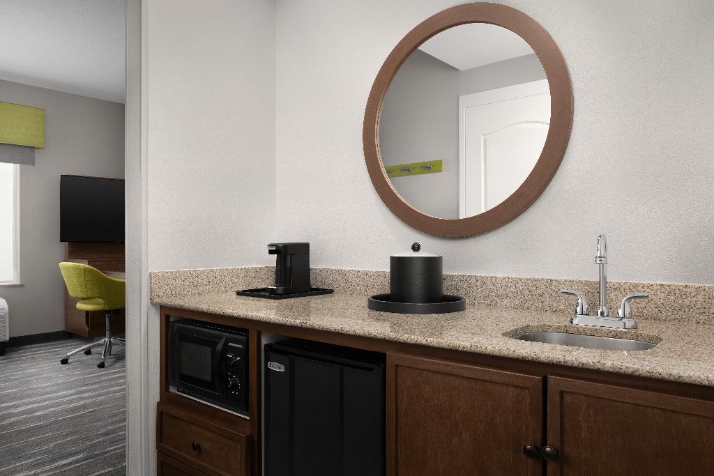Hampton Inn & Suites Durham/North I-85