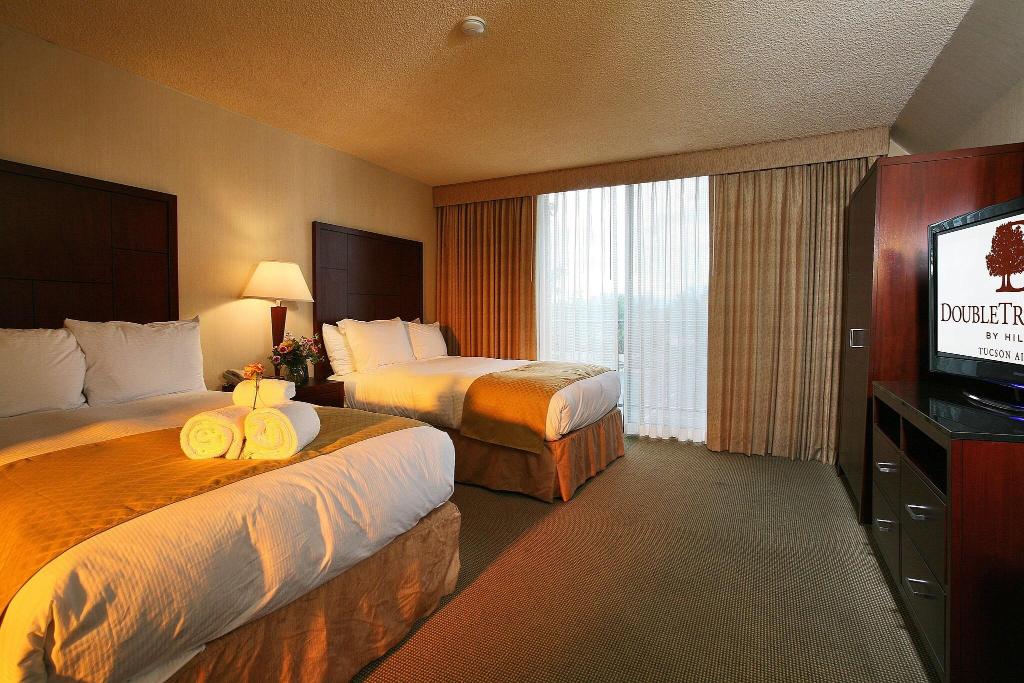 Doubletree Suites By Hilton Tucson Airport