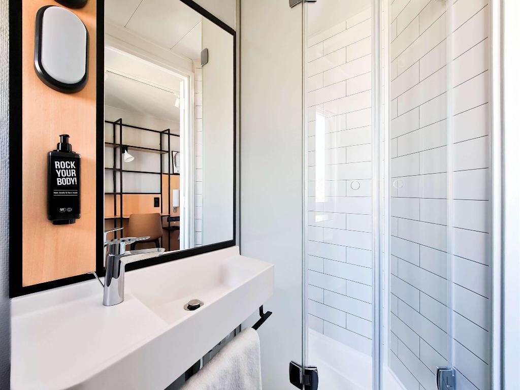 Ibis Paris Eiffel Tower Cambronne 15Th