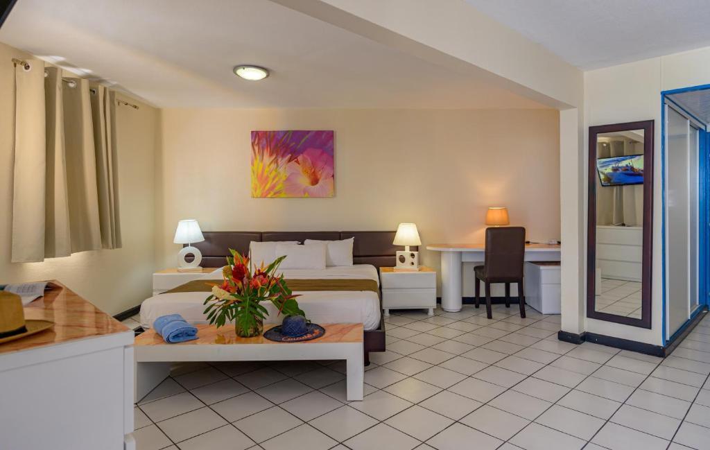 hotel-thumb