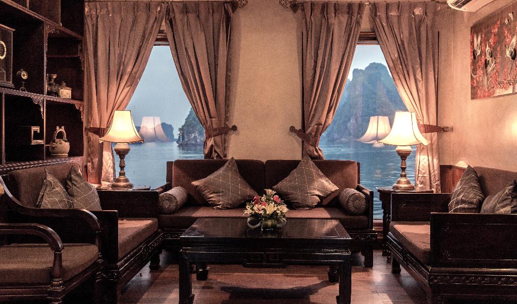 Heritage Line Violet Cruise-Ha Long Bay And Lan Ha