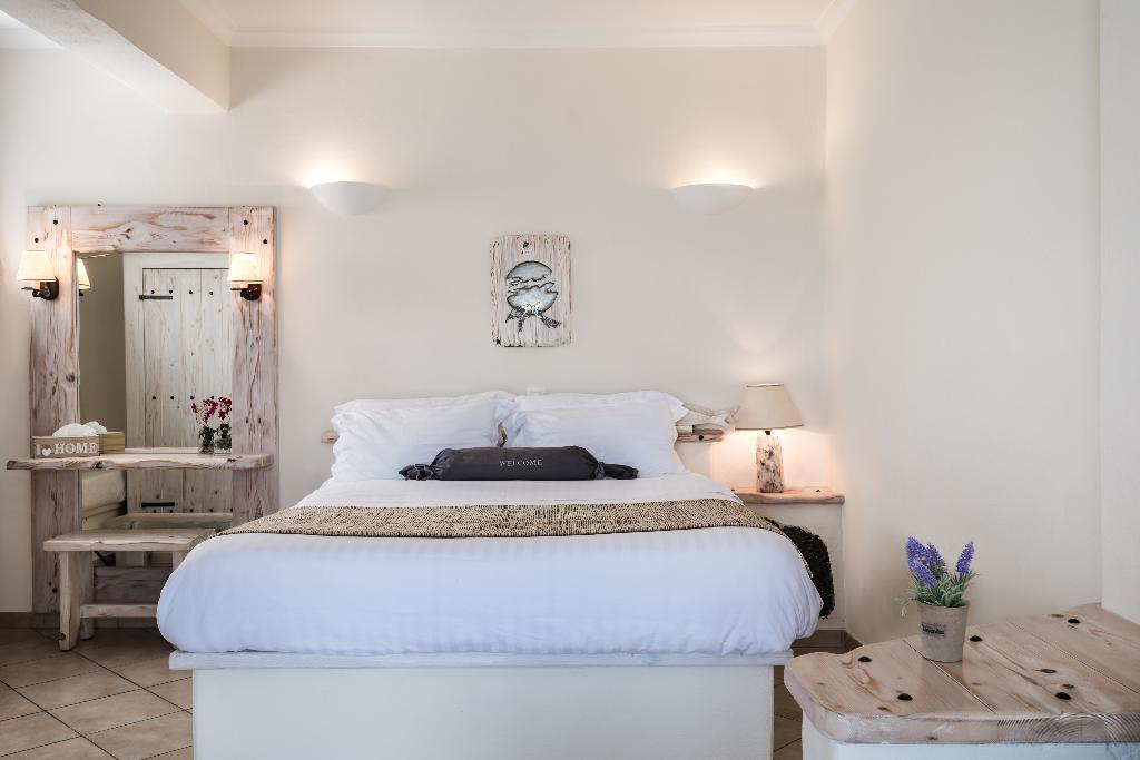 Athermi Suites
