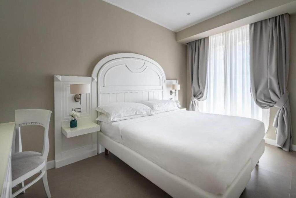 Capri Hotel
