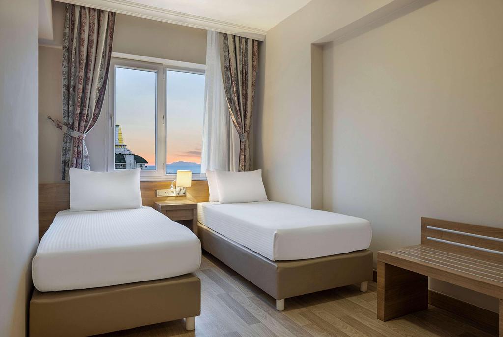 Ramada Resort Lara