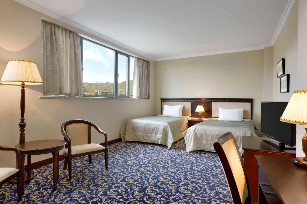 Ramada Baku Hotel