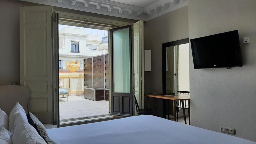 hotel-thumb