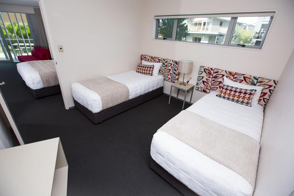 Navigate Seaside Accommodation