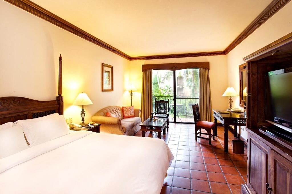 Promised Land Resort & Lagoon