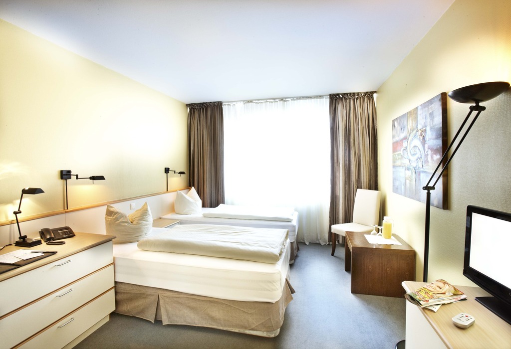 Hotel B99