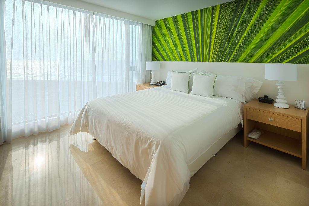 Radisson Cartagena Ocean Pavillion Hotel