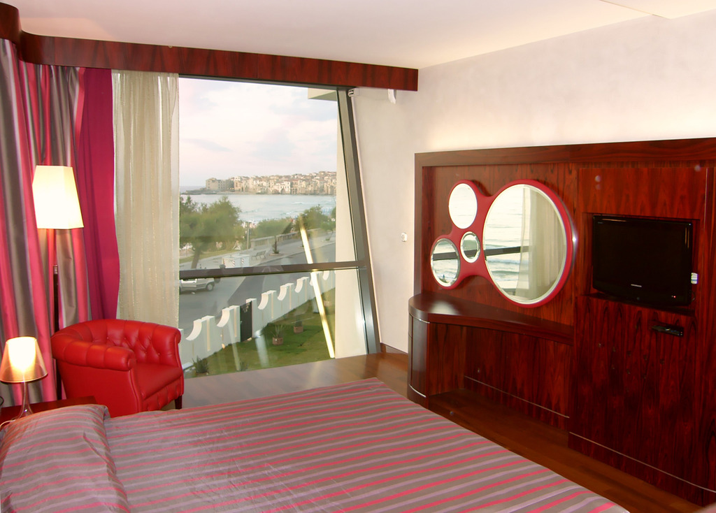 Cefalu Sea Palace