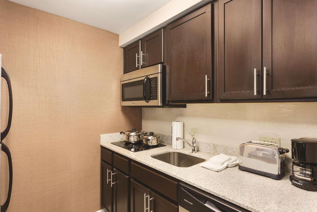 Homewood Suites by Hilton Atlanta Airport North