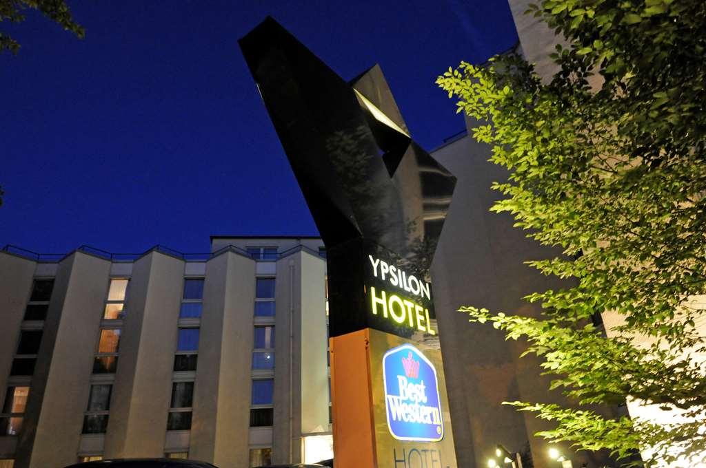 hotel-thumb