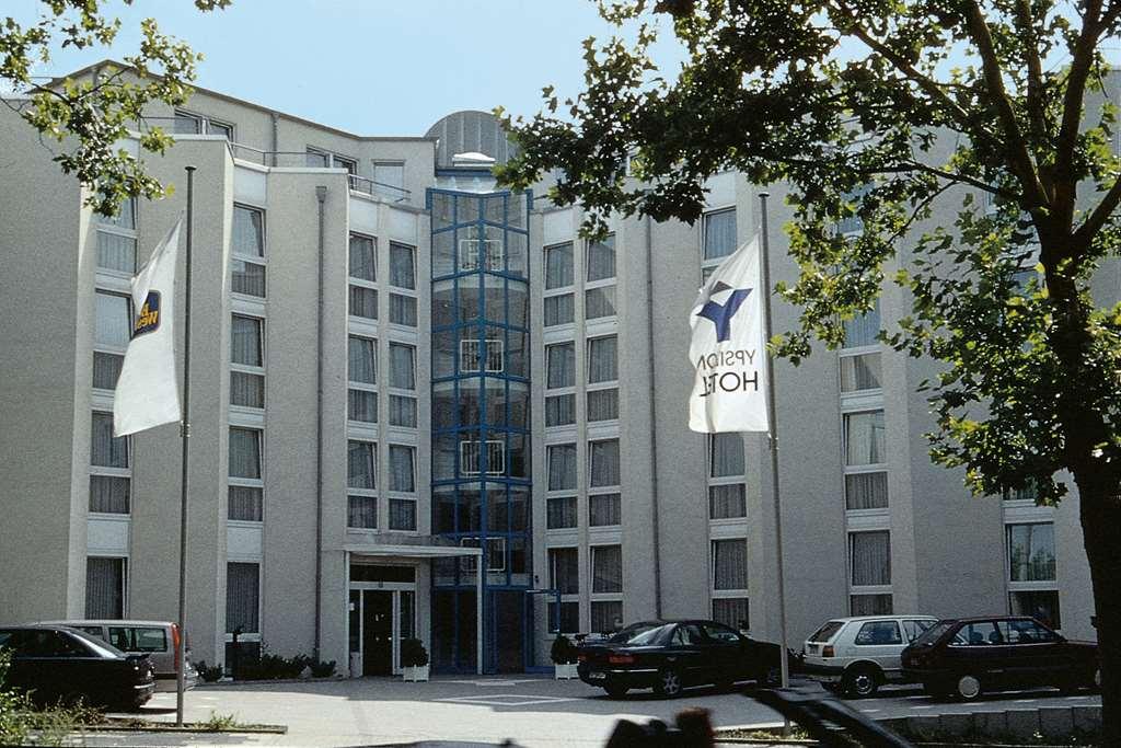 hotel-thumb
