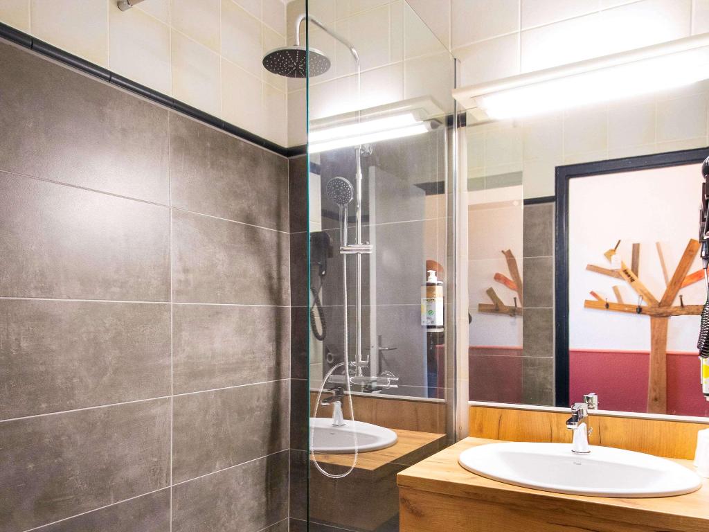 Greet Hotel Castres Saix