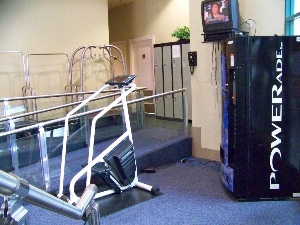 Rosedale on Robson Suite photo 10