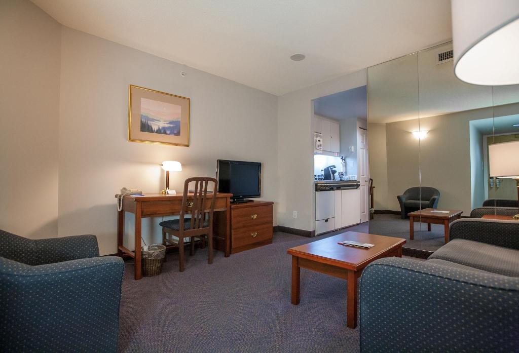 Rosedale on Robson Suite photo 81