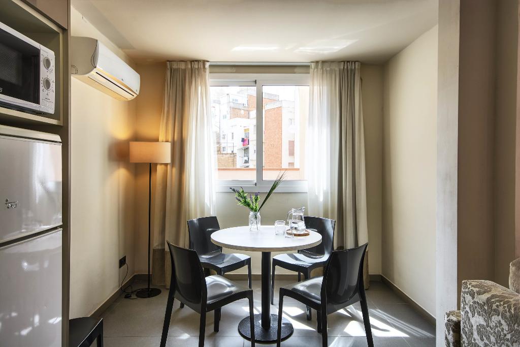 Pierre & Vacances Apartamentos Barcelona Sants photo 6
