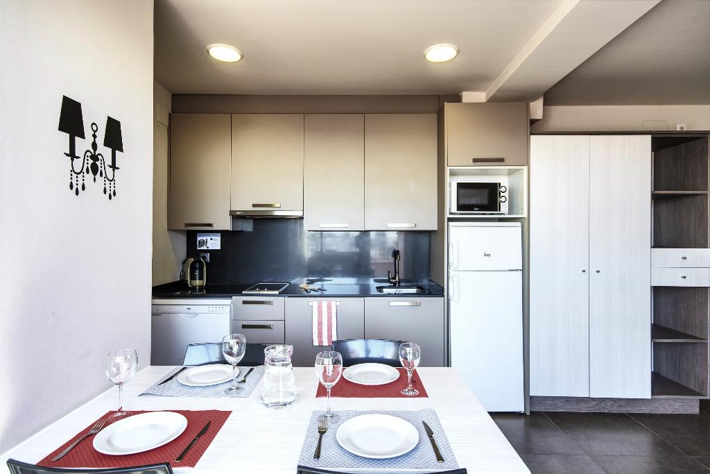 Pierre & Vacances Apartamentos Barcelona Sants photo 9