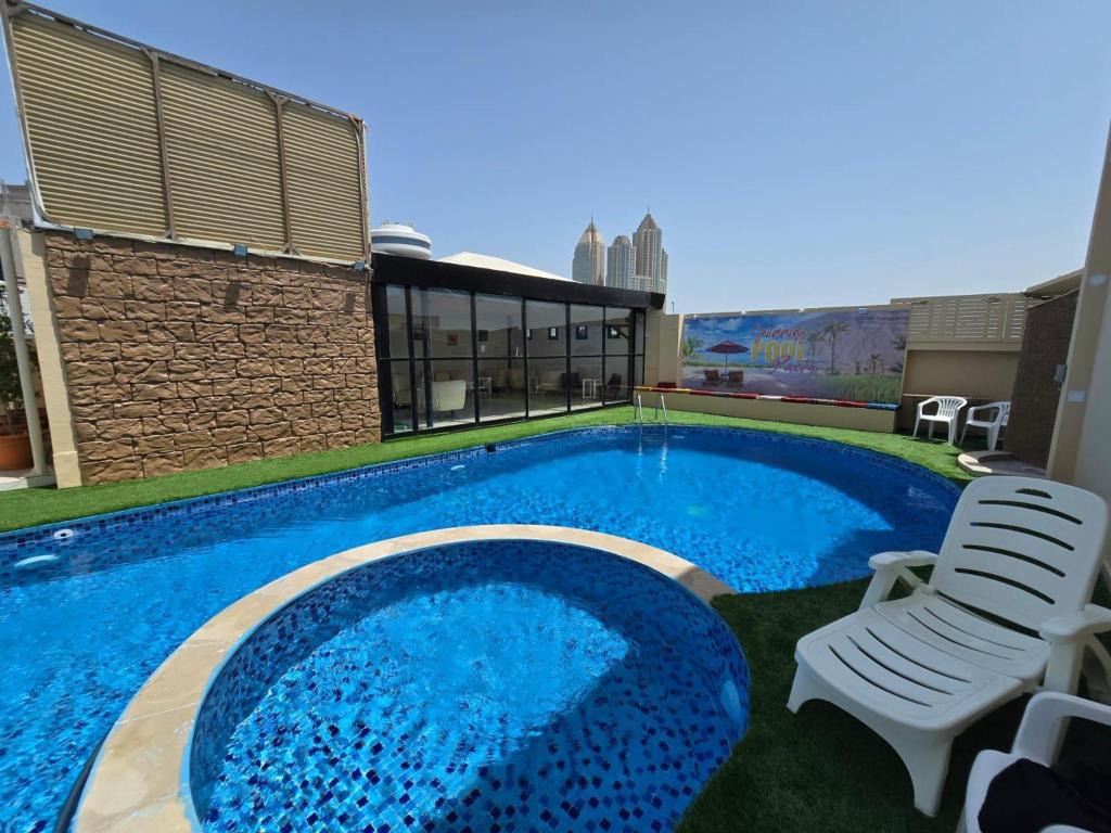 TRIANON ROYAL HOTEL - Pool