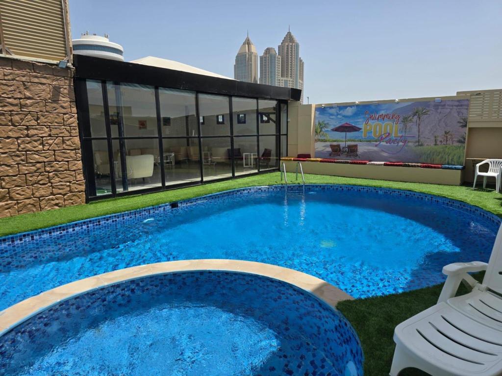 TRIANON ROYAL HOTEL - Pool